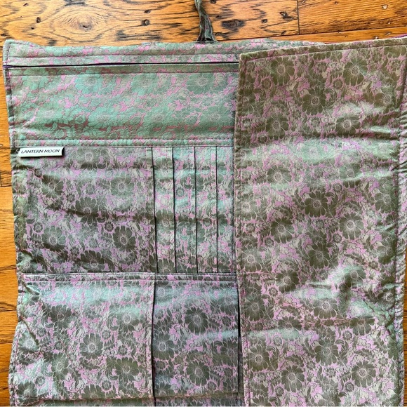Purple and Green Fabric Wrap - Picture 4 of 5